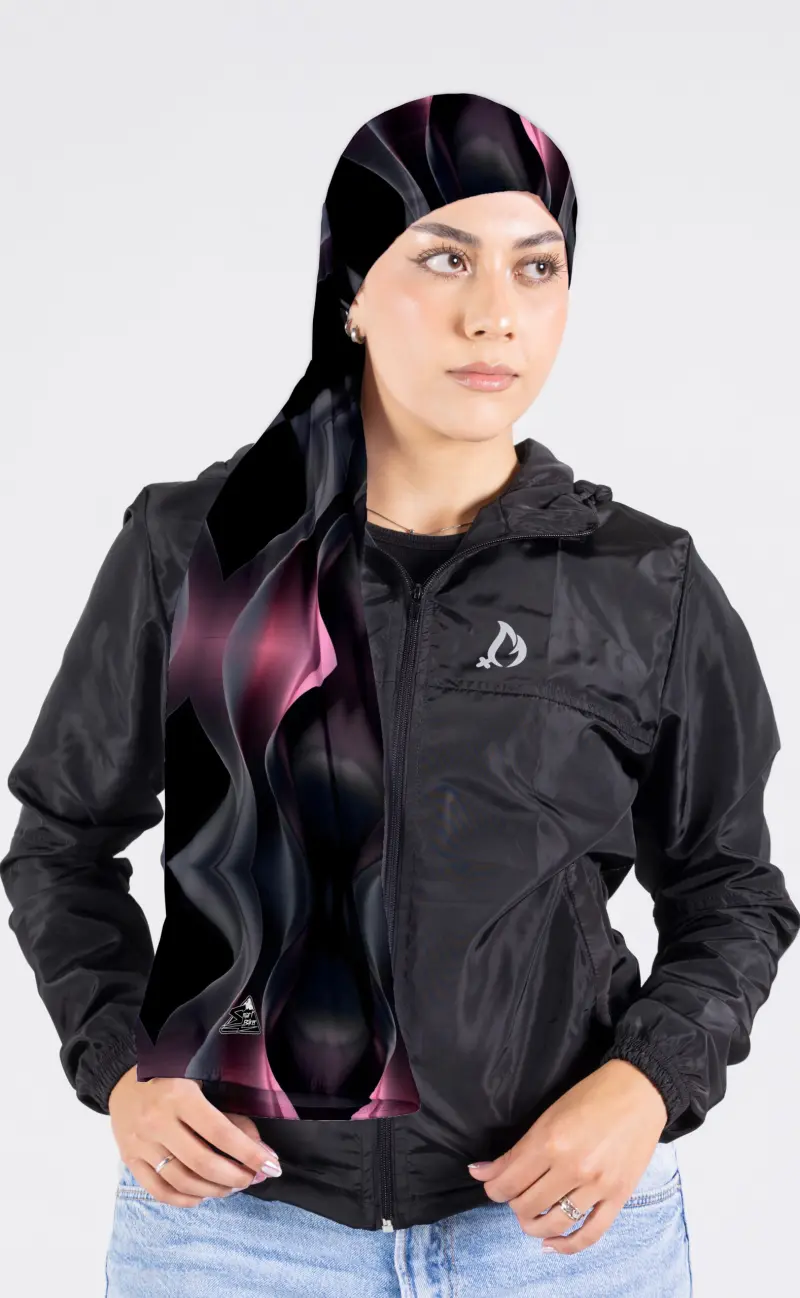 CUELLO LARGO GRAFICOS MAGENTA BLACK